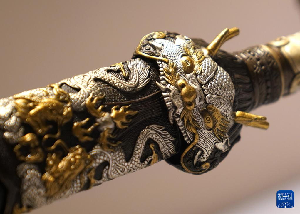 浙江省博物馆举行龙泉宝剑精品展