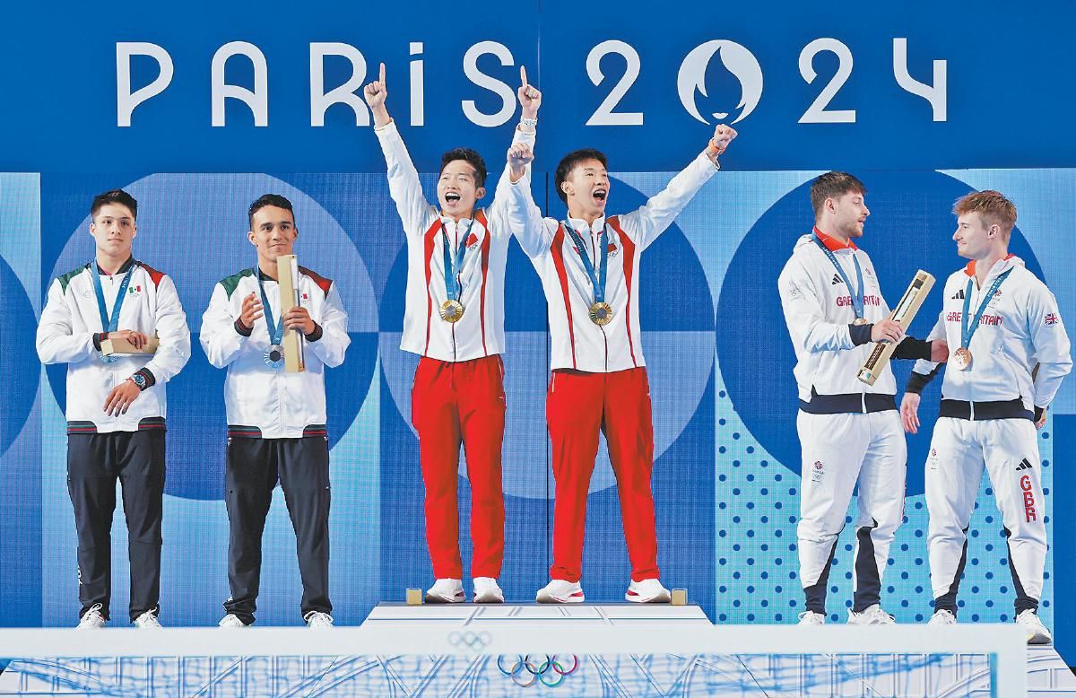 巴黎奥运会丨龙道一王宗源夺得跳水 男子双人三米板金牌