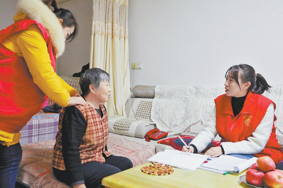 白丹：社区居民的暖心人