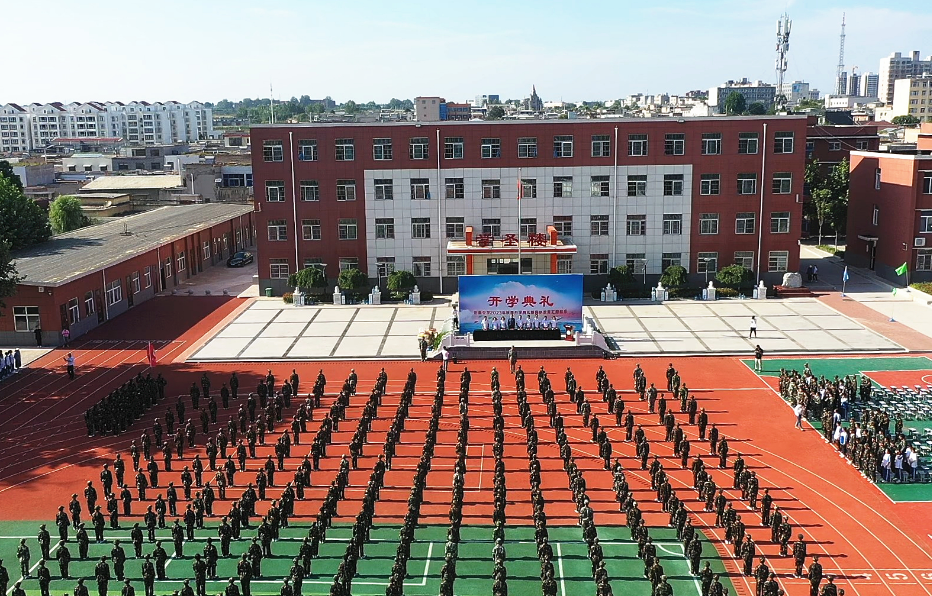 开学典礼现场（本文图片由王延提供）