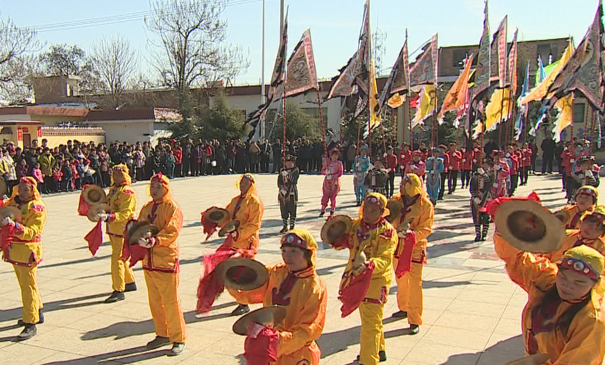 潼关黄河古战船在表演