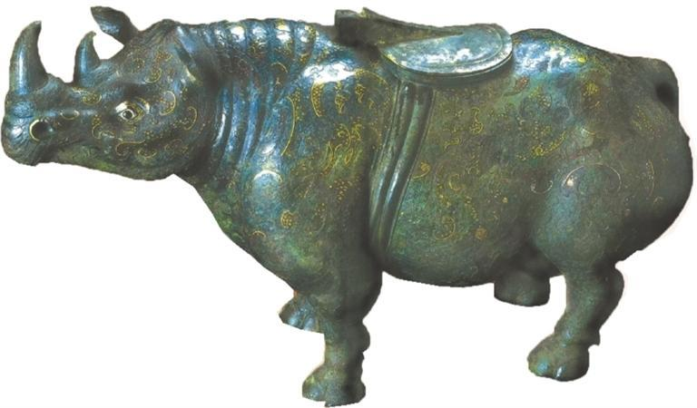 西汉错金银云纹青铜犀尊。受访者供图