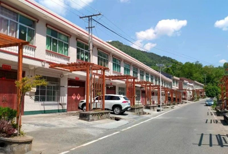 干净整洁的集镇