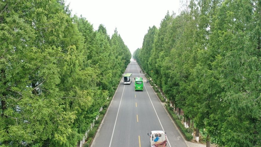 鄠邑区交通便利。