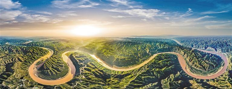 黄河流经陕北黄土高原（资料照片）。延川县文化和旅游局供图