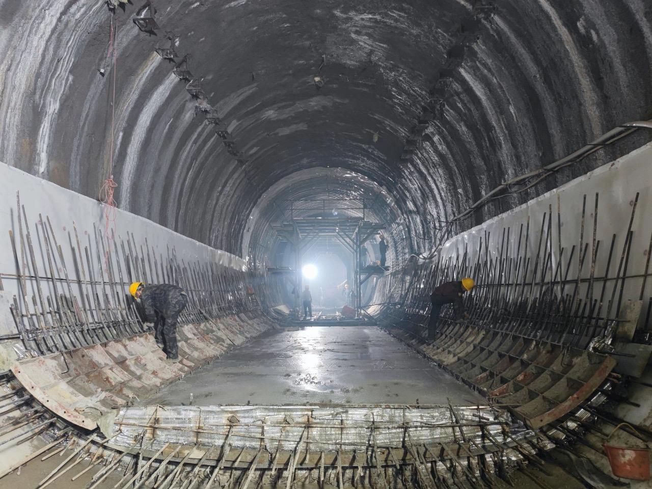 西安地铁首次采用盾构先行后期扩挖工法完成施工