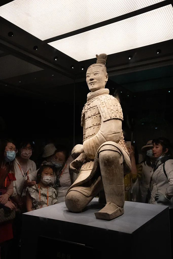 短视频如何成为文旅助推器?西安导游趣讲兵马俑
