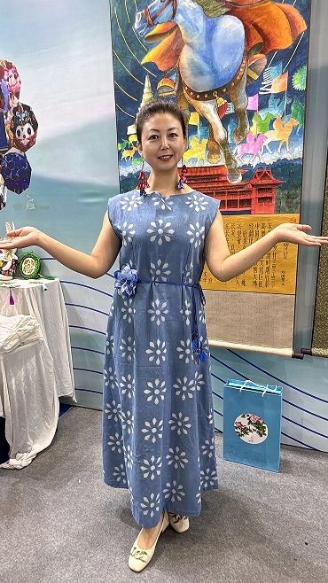 扎染服饰展示