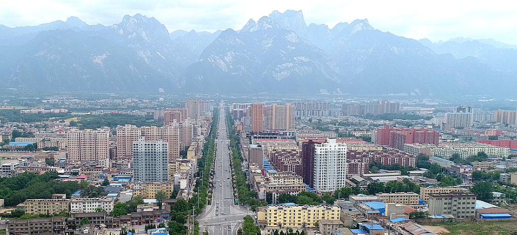 航拍华阴市城市大景(本文图片由华阴市融媒体中心提供)