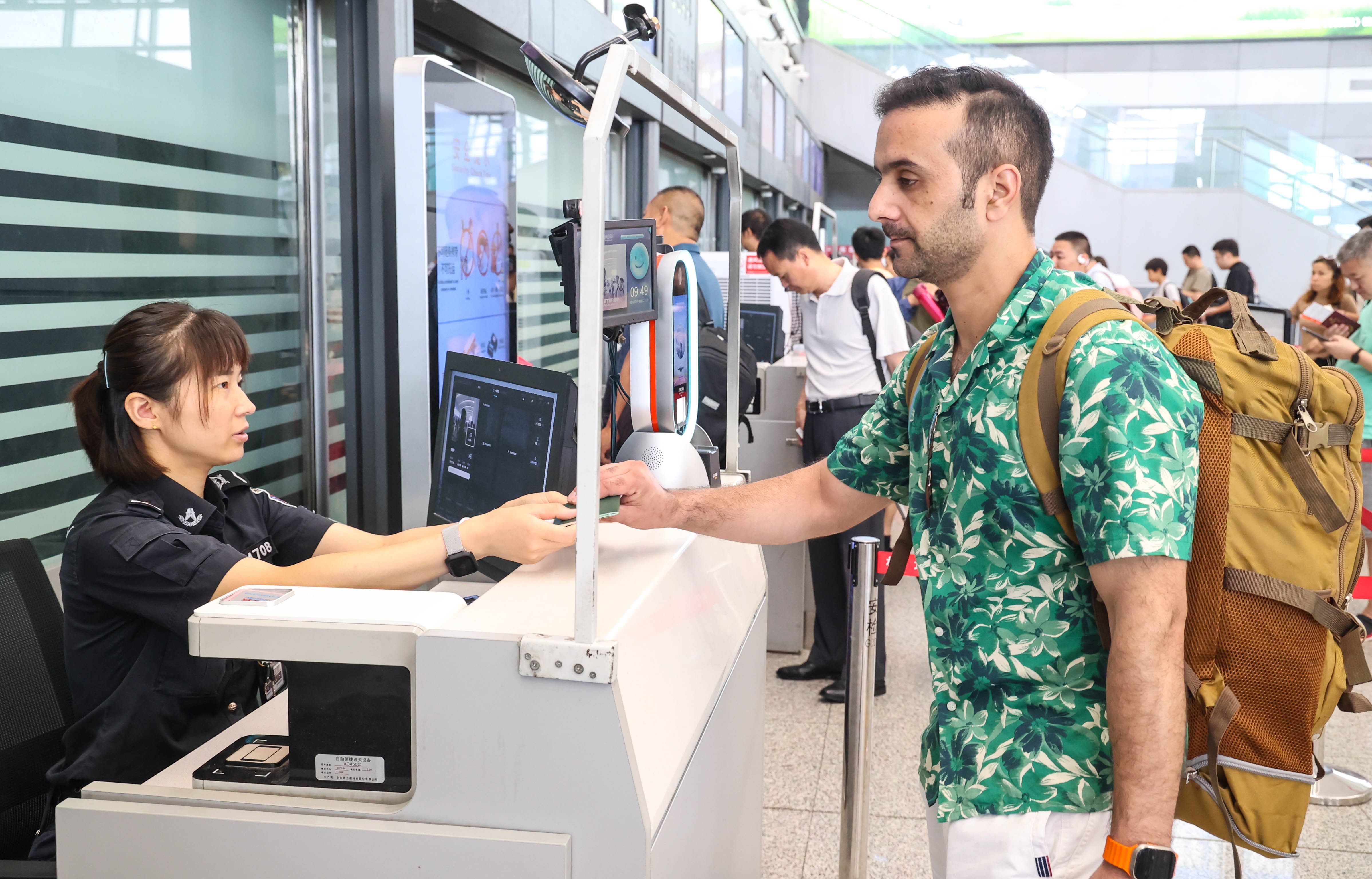 西安机场以全方位服务为国际旅客提供了更加方便、快捷、舒适的出行体验。