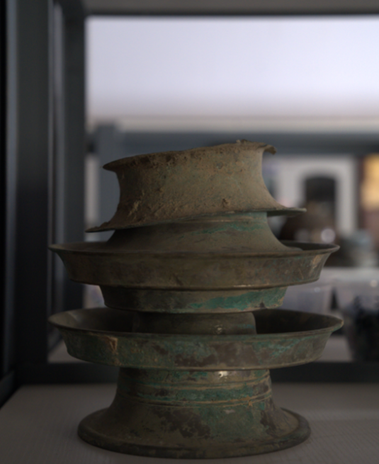 唐代烛台（图片由白水县文物管理所提供）